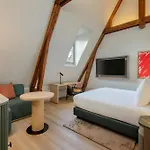 Hotel The College Amsterdam, Autograph Collection 5*