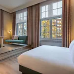 The College Amsterdam, Autograph Collection 5*