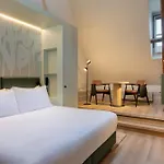 The College Amsterdam, Autograph Collection Hotel