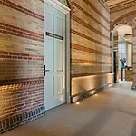 Hotel The College Amsterdam, Autograph Collection Amsterdam