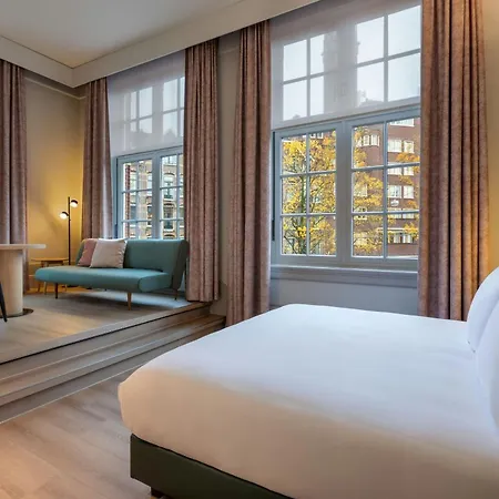 The College Amsterdam, Autograph Collection 5*