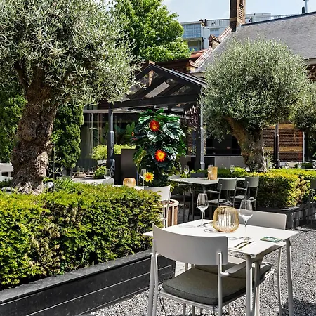 The College Amsterdam, Autograph Collection Hotell 5*