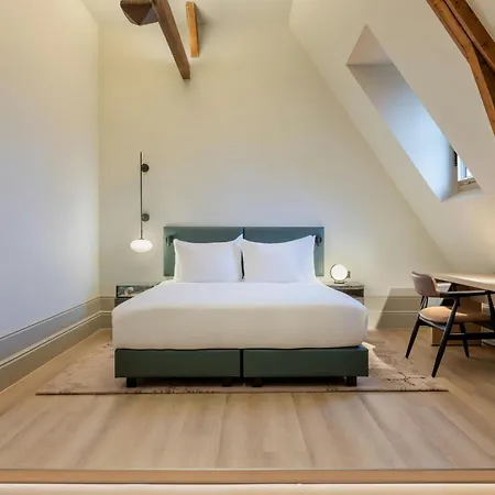 Hotel The College Amsterdam, Autograph Collection 5*