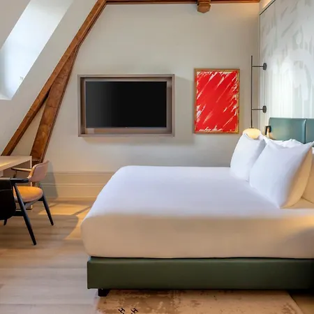 Hotel The College Amsterdam, Autograph Collection 5*