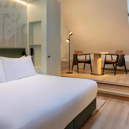 The College Amsterdam, Autograph Collection Hotel