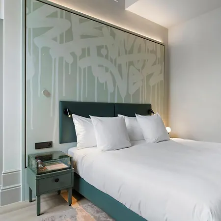 The College Amsterdam, Autograph Collection 5* أمستردام