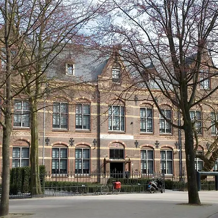 The College Amsterdam, Autograph Collection فندق