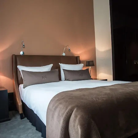 The College Amsterdam, Autograph Collection 5*