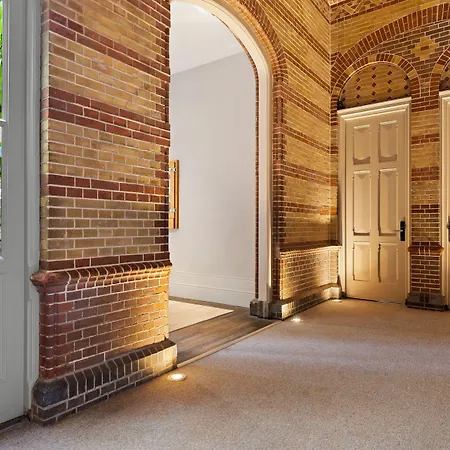 The College Amsterdam, Autograph Collection فندق أمستردام