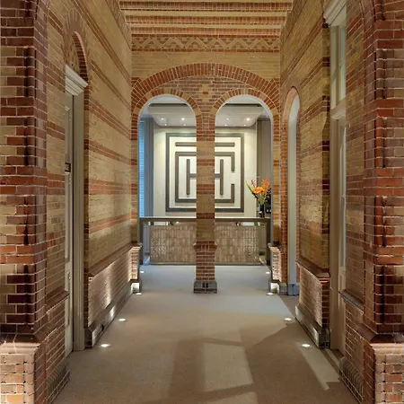 Hotel The College Amsterdam, Autograph Collection 5*