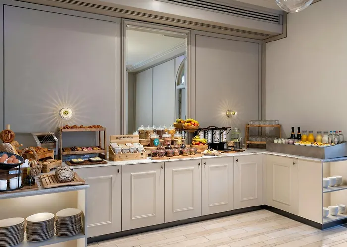 Hotel The College Amsterdam, Autograph Collection 5*