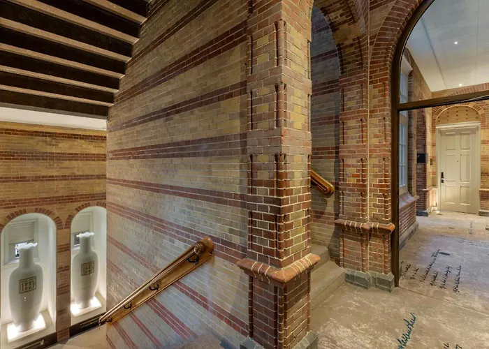 The College Amsterdam, Autograph Collection 5* Ámsterdam