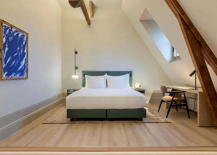 Hotel The College Amsterdam, Autograph Collection 5*